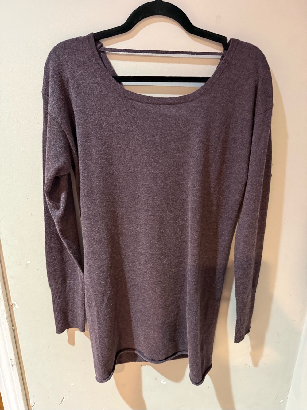 Athleta 100% Cashmere Drishti Scoop Neck Sweater in Plum